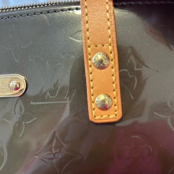 Louis Vuitton Vernis Patent Tote in Dark Brown with Natural Vachetta Handles - Picture 12 of 14